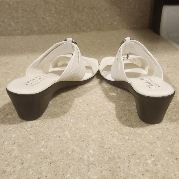 Italian Shoemakers Woman's Finer Wedge Sandle's Size 6M $18 - Picture 7 of 11